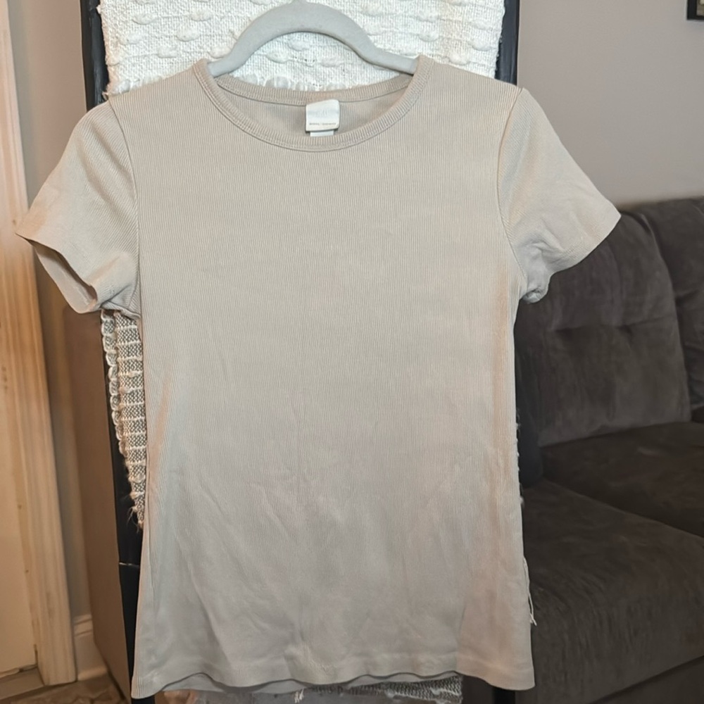 Tee